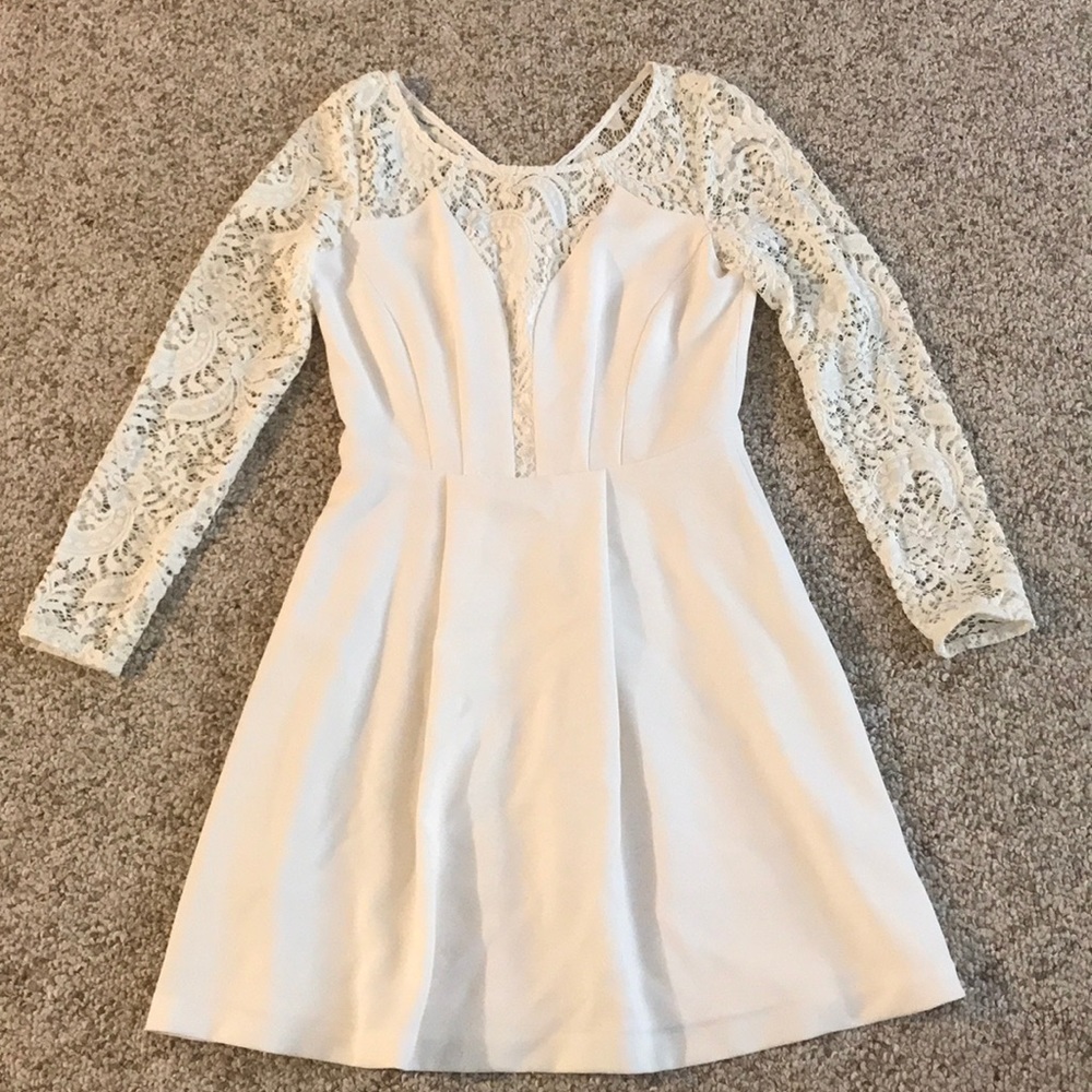Ivory Gianni Bini Dress